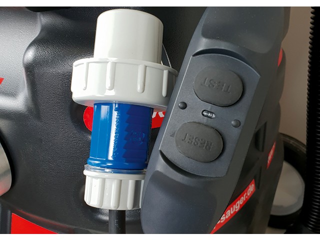 Vgrajeno PRCD stikalo z vtikačem IP68