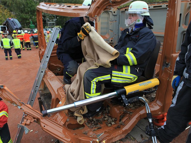 Teleskopski cilinder Weber Rescue RZT 2 - 1500 XL
